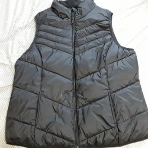 New never worn black vest